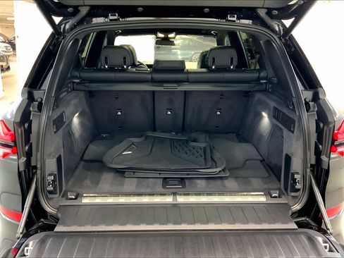 Used 2024 BMW X5 xDrive50e w/ M Sport Package AWD/4WD image 9