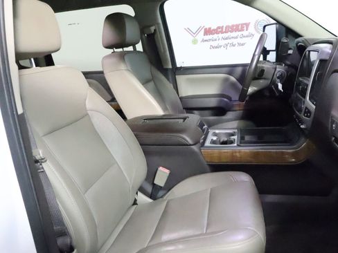 Used 2018 GMC Sierra 1500 SLT w/ Enhanced Driver Alert Package image 36