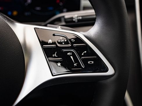 Certified 2025 Mercedes-Benz C 300 4MATIC Sedan image 26