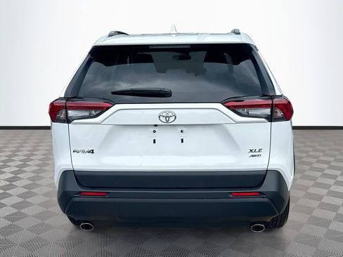 Used 2025 Toyota RAV4 XLE AWD/4WD image 7