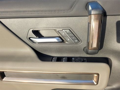 Used 2024 GMC Hummer EV 3X image 23