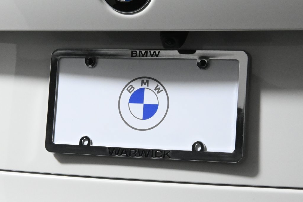 Used 2026 BMW X5 xDrive40i w/ M Sport Package AWD/4WD image 14