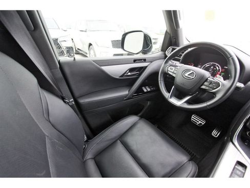 Used 2024 Lexus LX 600 F Sport AWD/4WD image 8