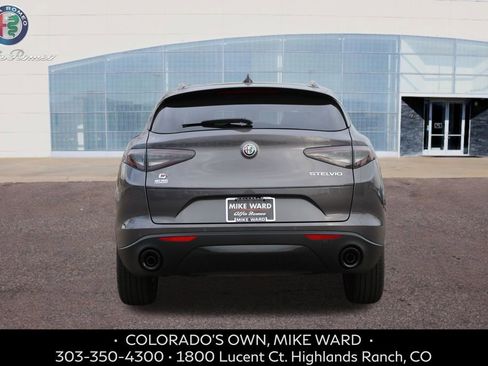 New 2025 Alfa Romeo Stelvio Sprint image 4