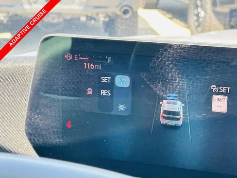 Used 2025 Ford Expedition Active AWD/4WD image 13