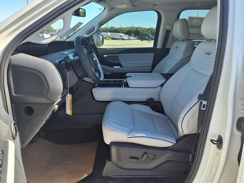 New 2025 Ford Expedition Platinum w/ Platinum Ultimate Package image 20