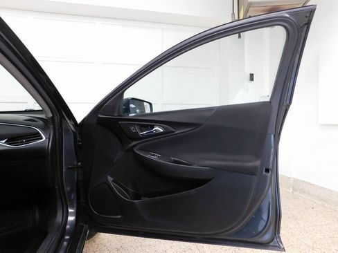 Used 2018 Chevrolet Malibu LT image 83