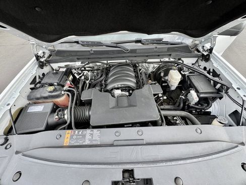 Used 2017 GMC Sierra 1500 2WD Regular Cab image 18