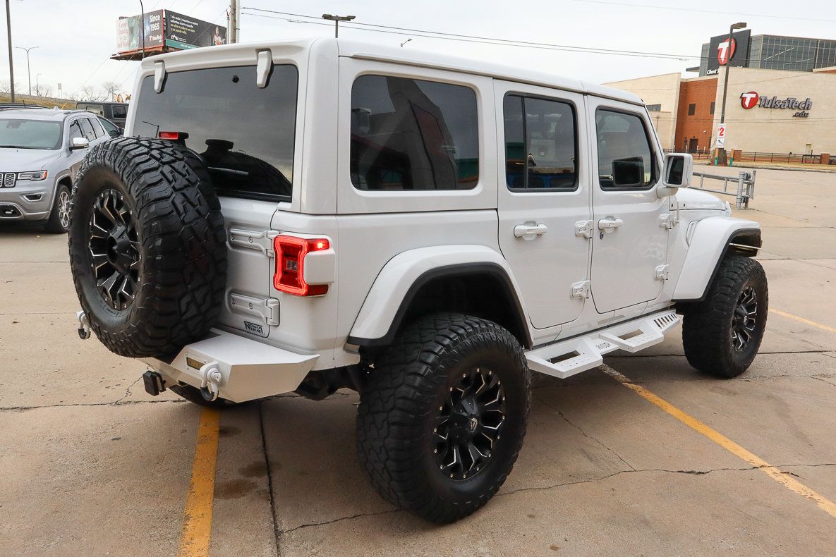 Used 2021 Jeep Wrangler Unlimited Sahara AWD/4WD image 5