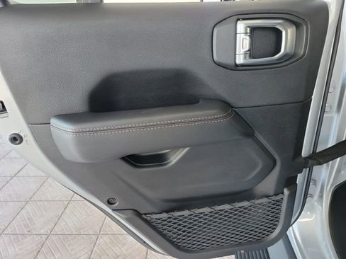 Used 2022 Jeep Wrangler Unlimited Rubicon w/ Xtreme Recon 35" Tire Package image 25