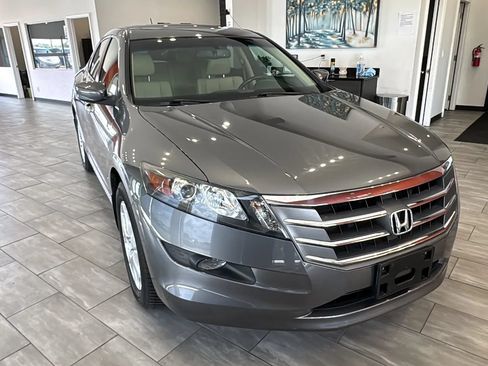 Used 2010 Honda Crosstour EX-L image 2
