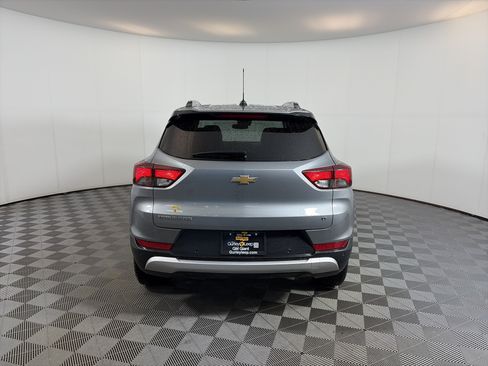 Certified 2024 Chevrolet TrailBlazer LT w/ LT Cold Weather Package FWD image 5