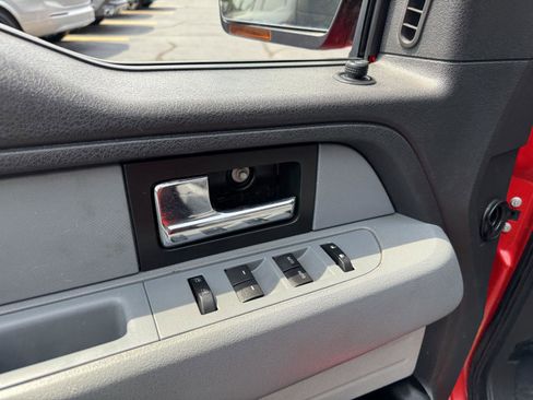 Used 2013 Ford F150 XLT w/ Luxury Equipment Group image 19