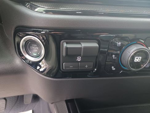 Used 2026 Chevrolet Silverado 1500 ZR2 image 16