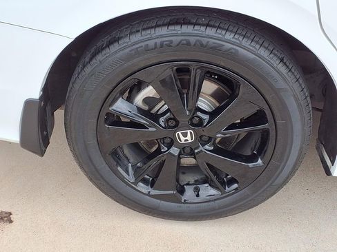 Certified 2024 Honda Odyssey Sport image 9