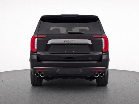 Certified 2023 GMC Yukon AT4 w/ AT4 Premium Plus Package AWD/4WD image 4