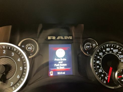 Used 2024 RAM 2500 Tradesman w/ Towing Technology Group image 6