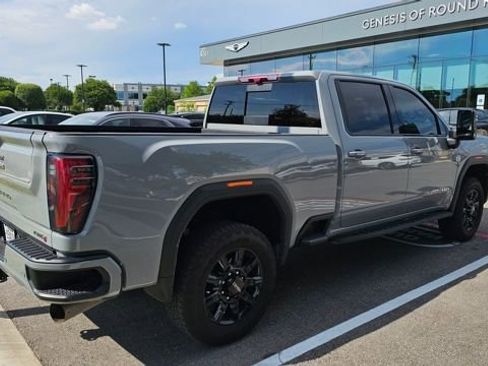 Used 2025 GMC Sierra 2500 AT4 w/ AT4 Premium Plus Package AWD/4WD image 4