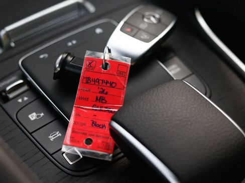 Used 2026 Mercedes-Benz GLE 350 4MATIC image 36