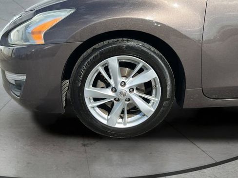 Used 2014 Nissan Altima 2.5 SV image 27