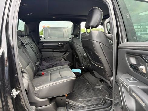 Used 2022 RAM 1500 Limited AWD/4WD image 9