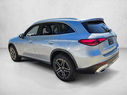 Used 2026 Mercedes-Benz GLC 300 image 9
