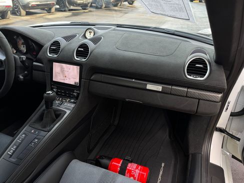 Used 2023 Porsche 718 Cayman GT4 RS image 22