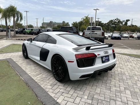 Used 2018 Audi R8 V10 plus AWD/4WD image 4