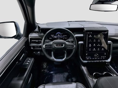 Used 2025 GMC Yukon XL Elevation RWD image 23
