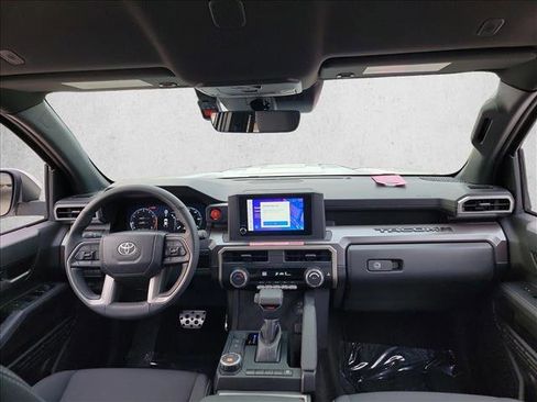 Used 2024 Toyota Tacoma TRD Sport image 17