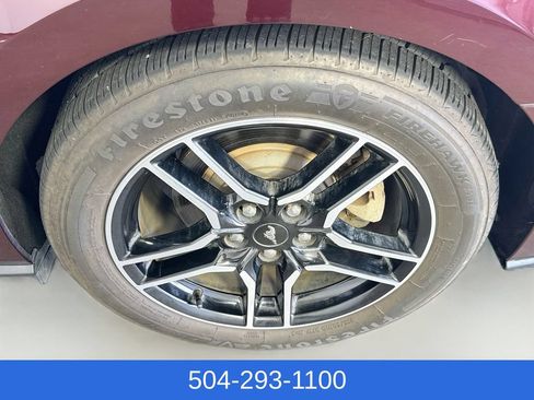 Used 2018 Ford Mustang Premium RWD image 31