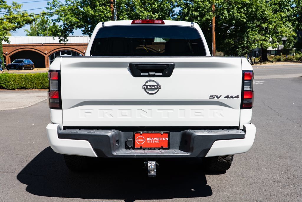 Used 2023 Nissan Frontier SV AWD/4WD image 5
