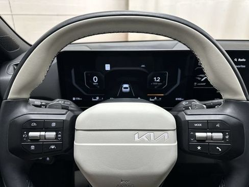 Used 2025 Kia K4 GT-Line w/ GT-Line Sunroof Package FWD image 10