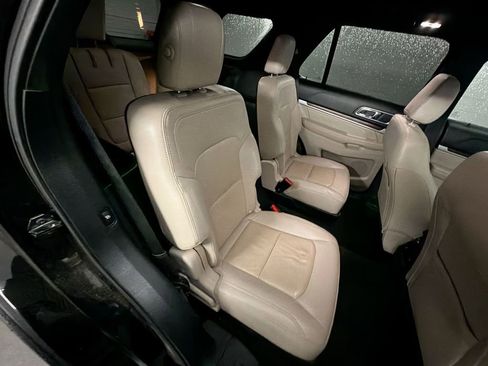 Used 2018 Ford Explorer Limited w/ Equipment Group 301A image 27
