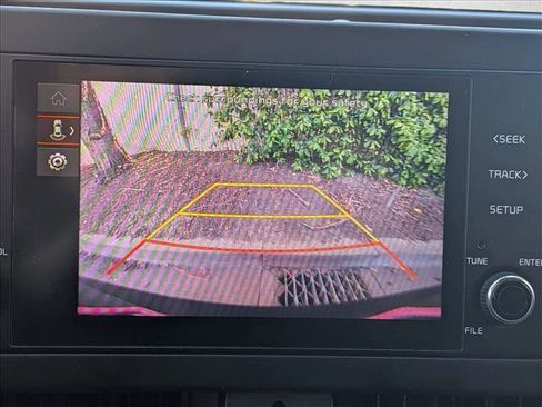 Used 2023 Kia Sportage LX image 13