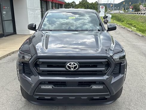 New 2025 Toyota Tacoma SR5 AWD/4WD image 9
