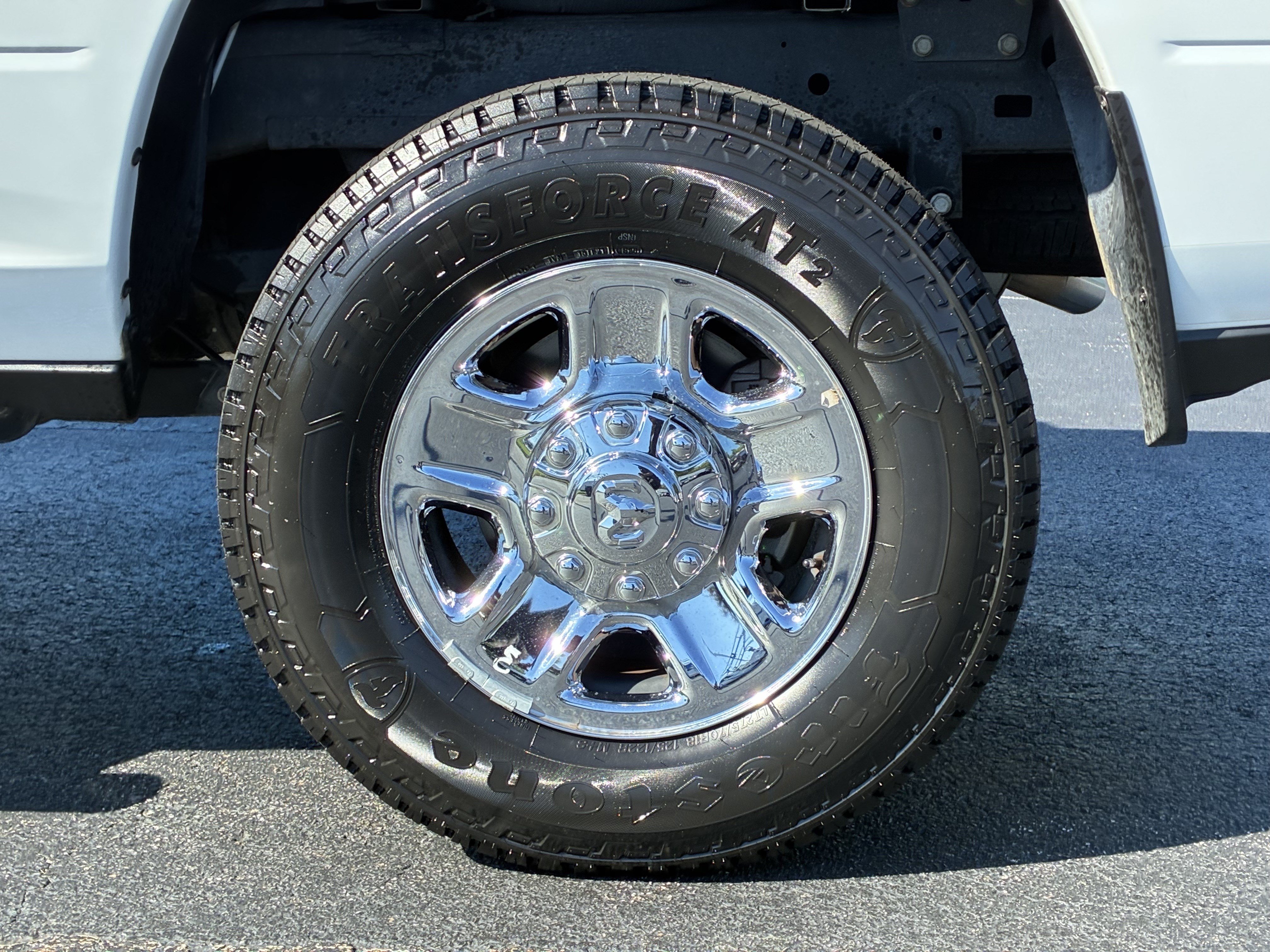 Used 2024 RAM 2500 Tradesman w/ Safety Group AWD/4WD image 10