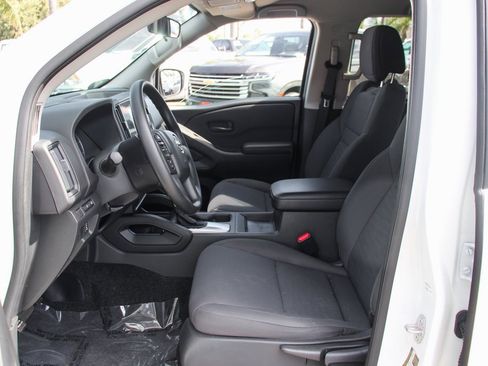 Used 2025 Nissan Frontier S w/ S Utility Package image 17