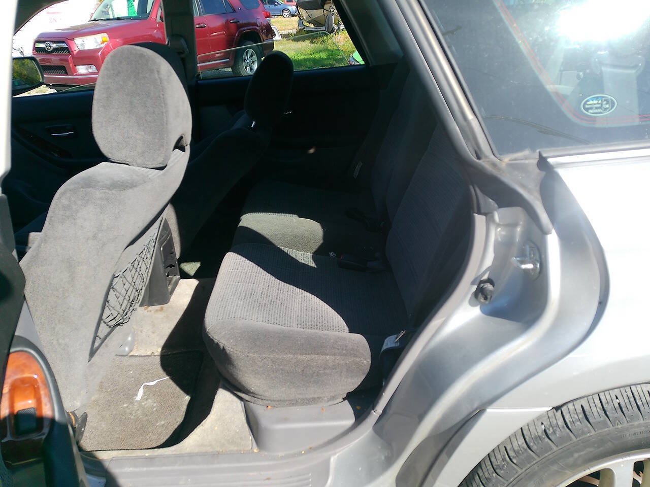 Used 2004 Subaru Outback Wagon AWD/4WD image 10