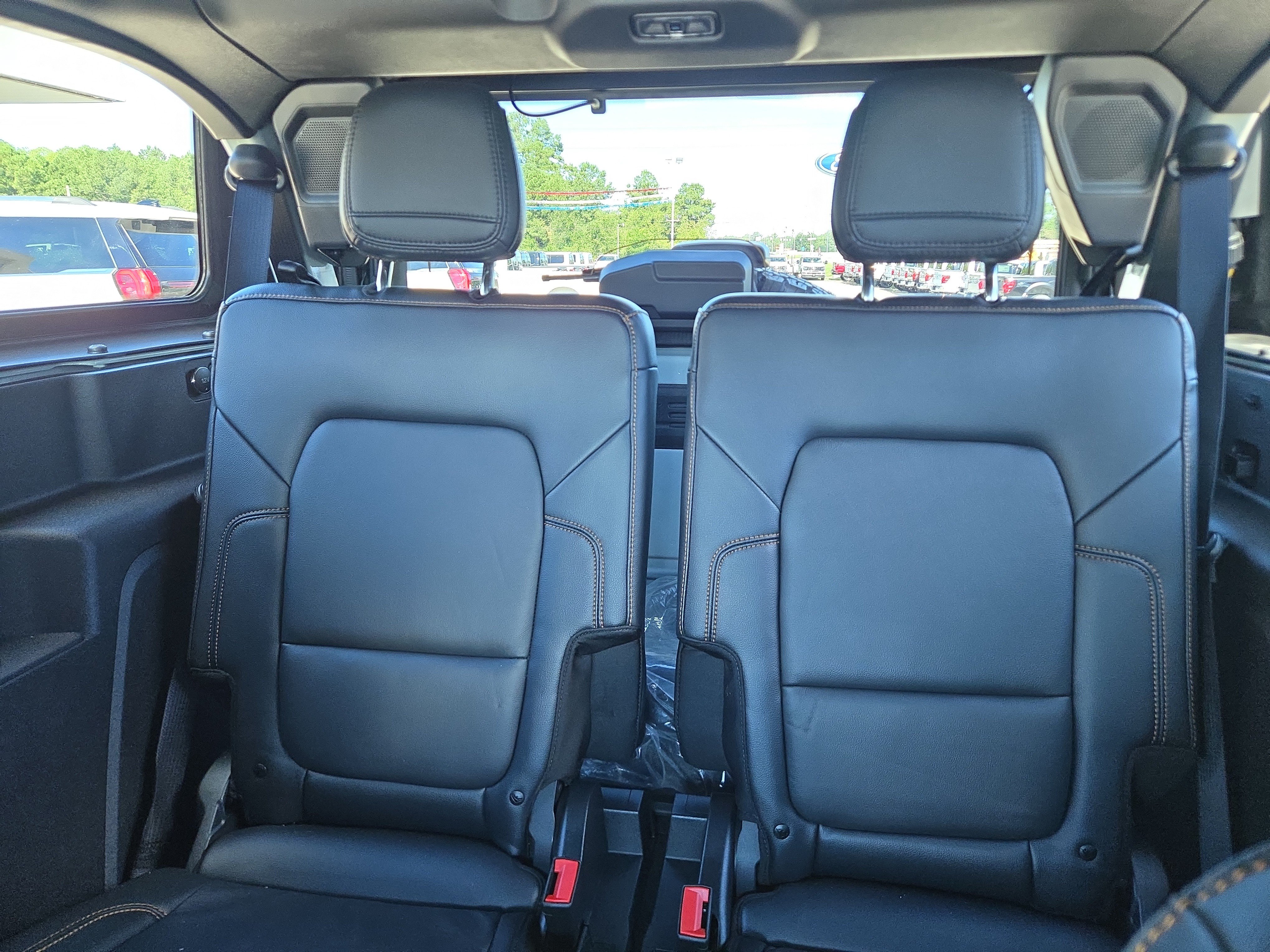 Used 2024 Ford Bronco Badlands AWD/4WD image 17