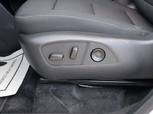 New 2026 Chevrolet Traverse LT w/ Driver Confidence Package image 15