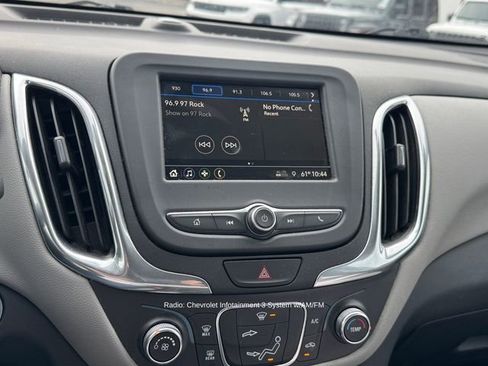Used 2019 Chevrolet Equinox LS AWD/4WD image 18