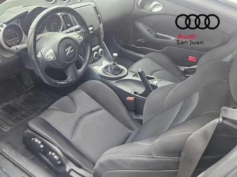 Used 2020 Nissan 370Z Coupe RWD image 12