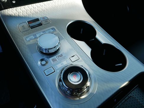 New 2026 Genesis GV70 2.5T Sport Prestige image 9