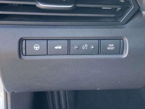 Used 2024 Nissan Altima 2.5 SL AWD/4WD image 19