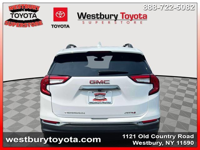 Used 2024 GMC Terrain AT4 w/ Tech Package AWD/4WD image 9