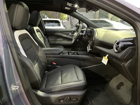 New 2026 Chevrolet Blazer EV LT FWD image 27