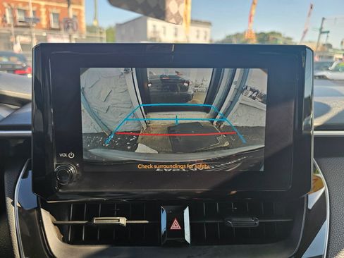 Used 2024 Toyota Corolla LE FWD image 22