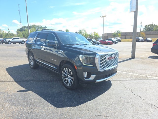Used 2022 GMC Yukon Denali w/ Denali Ultimate Package RWD image 1