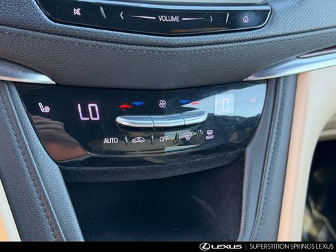 Used 2018 Cadillac XT5 Luxury w/ Driver Awareness Package image 27